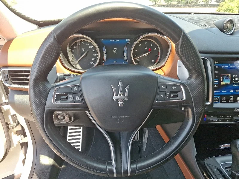 2017 Maserati Levante - Image 10 of 10