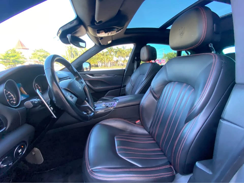 2017 Maserati Levante - Image 6 of 8