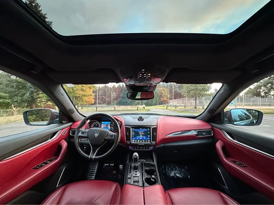 2017 Maserati Levante - Image 7 of 17