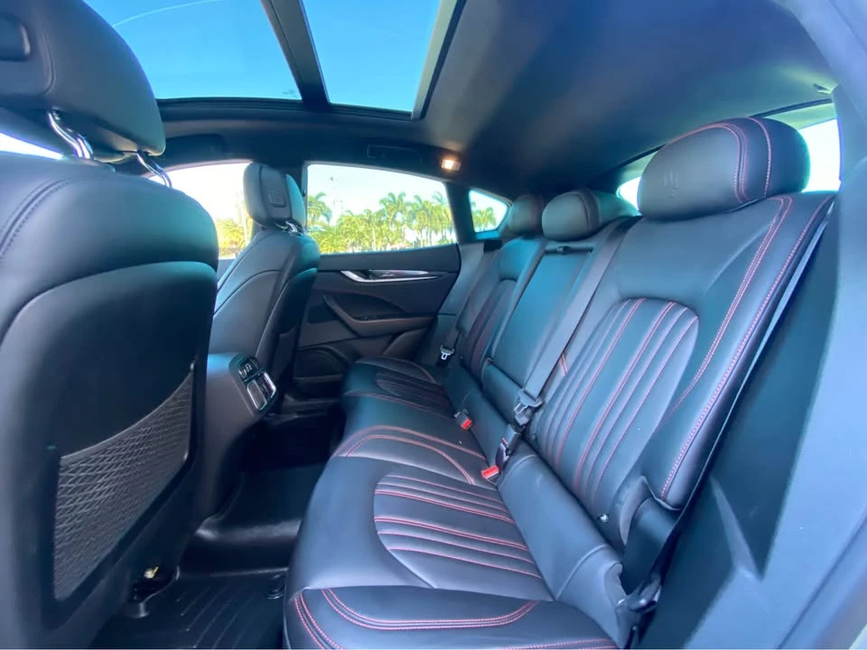 2017 Maserati Levante - Image 8 of 8