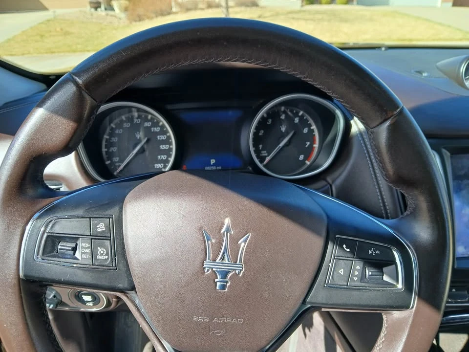 2017 Maserati Levante - Image 9 of 11