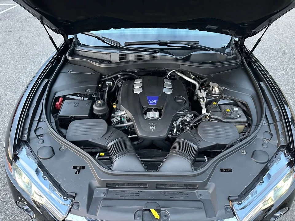2017 Maserati Levante - Image 17 of 17