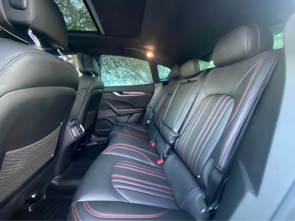 2017 Maserati Levante - Image 9 of 10