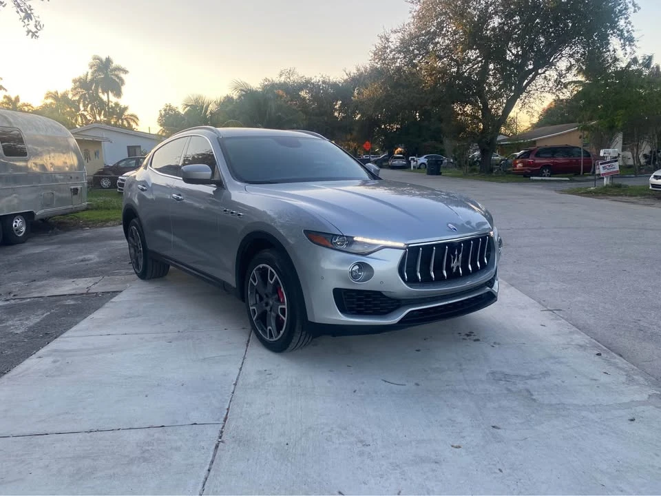 2017 Maserati Levante - Image 3 of 10