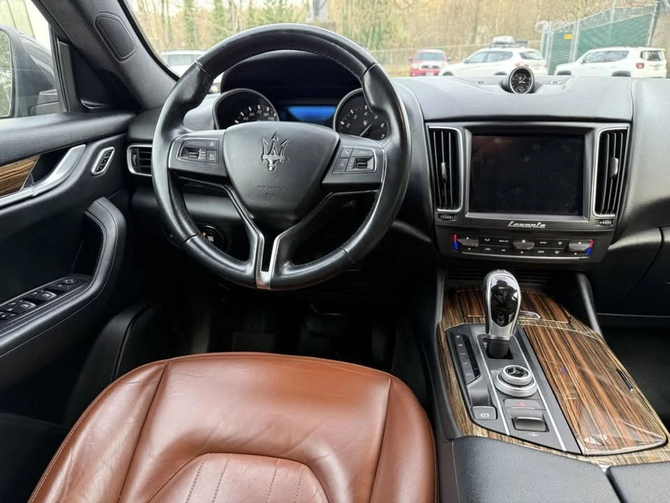 2017 Maserati Levante - Image 11 of 13