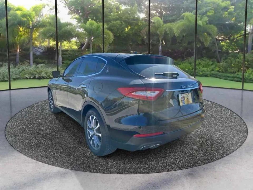 2017 Maserati Levante - Image 4 of 19
