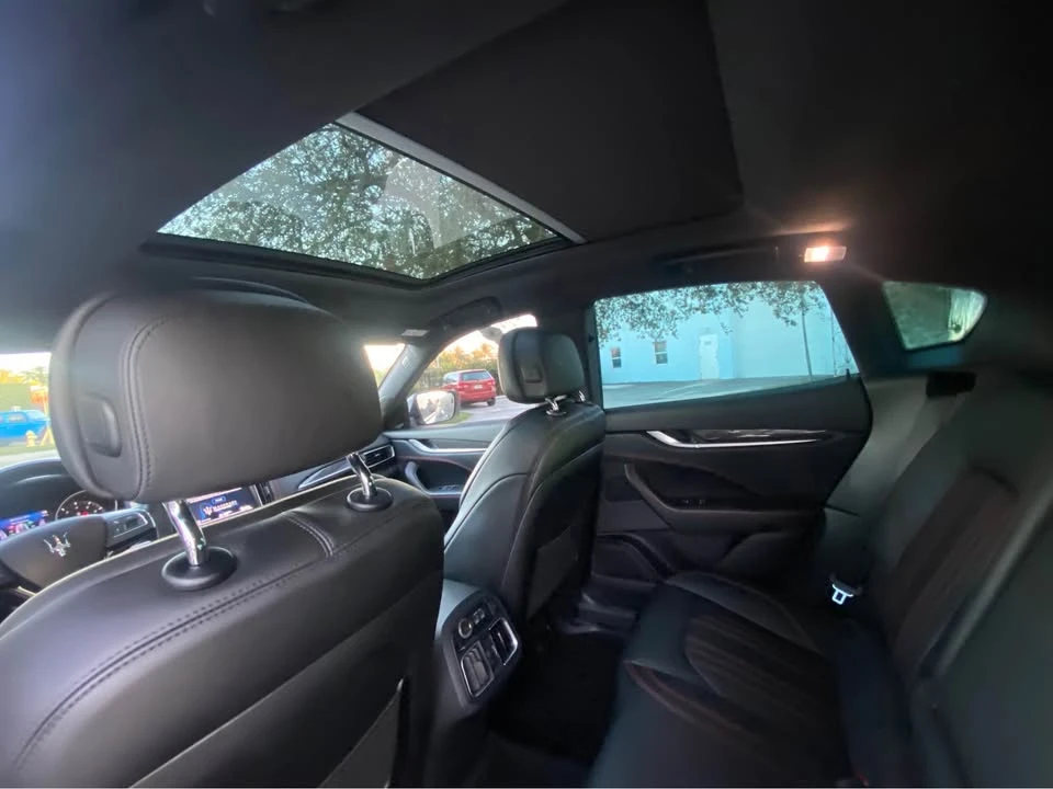 2017 Maserati Levante - Image 8 of 10