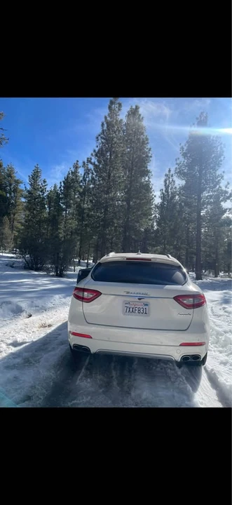 2017 Maserati Levante - Image 3 of 3