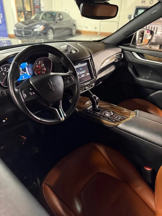 2017 Maserati Levante - Image 8 of 11