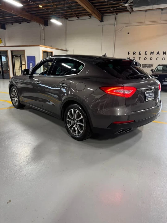 2017 Maserati Levante - Image 6 of 11