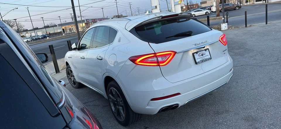 2017 Maserati Levante - Image 6 of 16