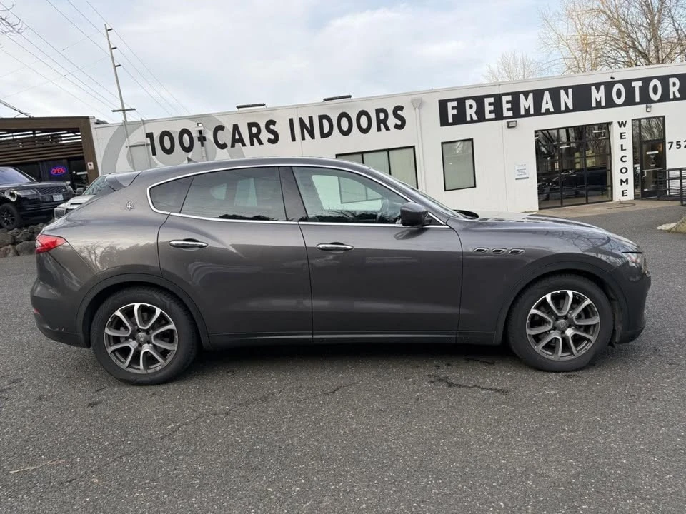 2017 Maserati Levante - Image 9 of 13