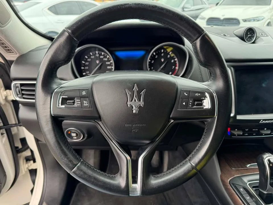 2017 Maserati Levante - Image 10 of 20
