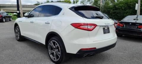 2017 Maserati Levante - Image 9 of 20