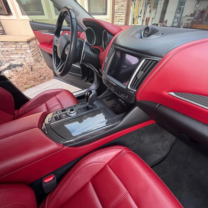 2017 Maserati Levante - Image 7 of 10