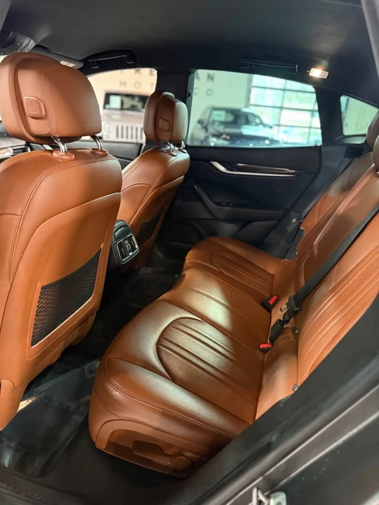 2017 Maserati Levante - Image 9 of 11