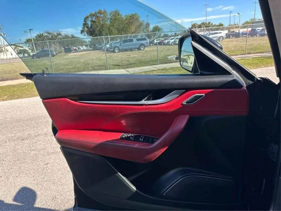 2017 Maserati Levante - Image 18 of 19