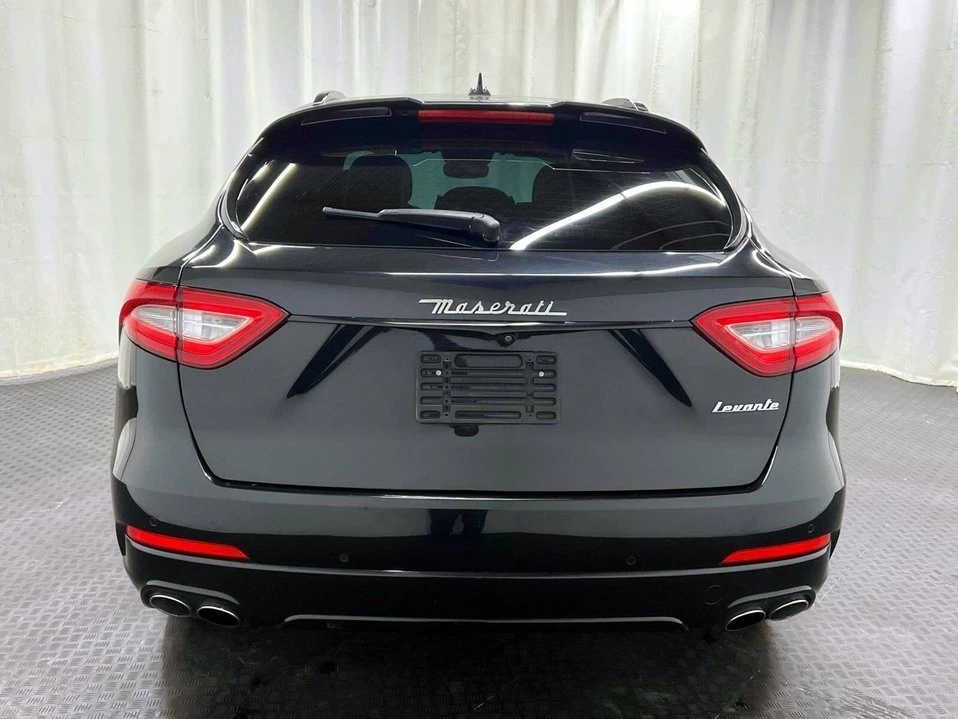2017 Maserati Levante - Image 8 of 10