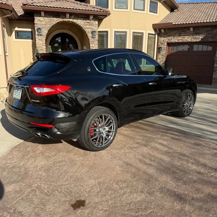 2017 Maserati Levante - Image 4 of 10