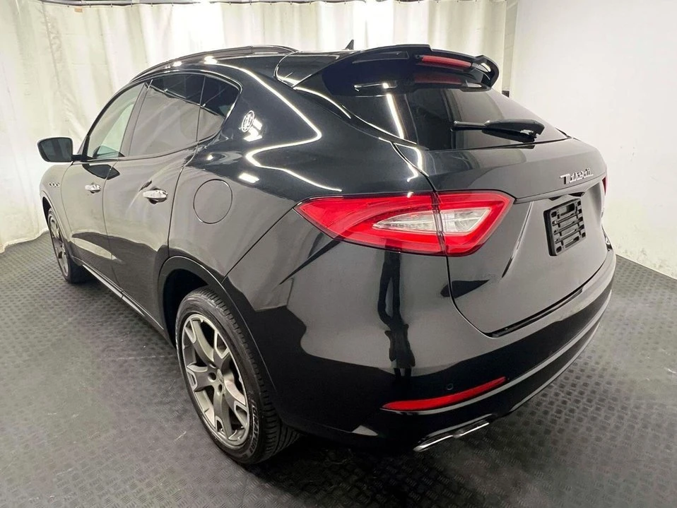 2017 Maserati Levante - Image 10 of 10
