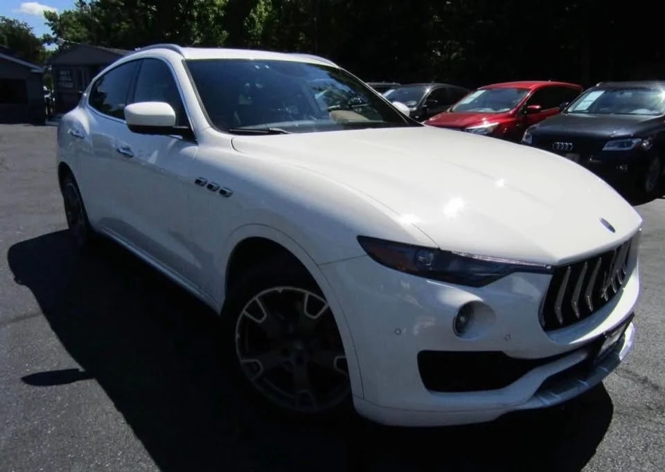 2017 Maserati Levante - Image 3 of 9
