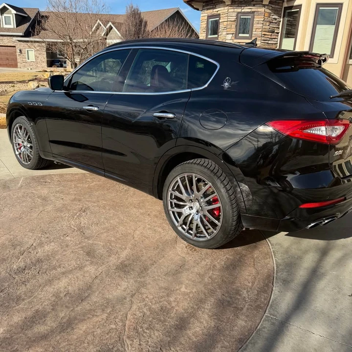 2017 Maserati Levante - Image 2 of 10