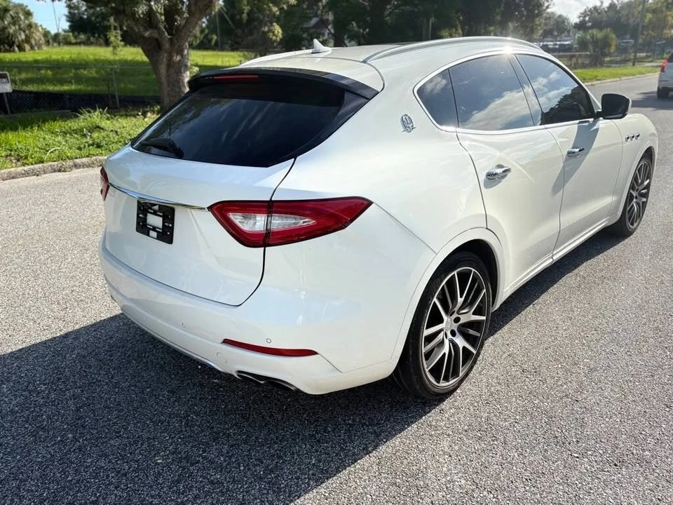 2017 Maserati Levante - Image 8 of 20