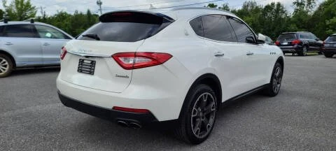 2017 Maserati Levante - Image 7 of 20