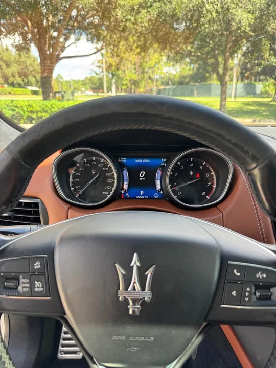 2017 Maserati Levante - Image 10 of 11