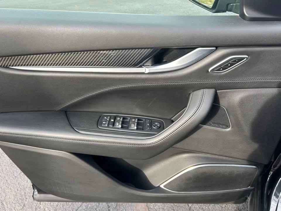 2017 Maserati Levante - Image 2 of 17