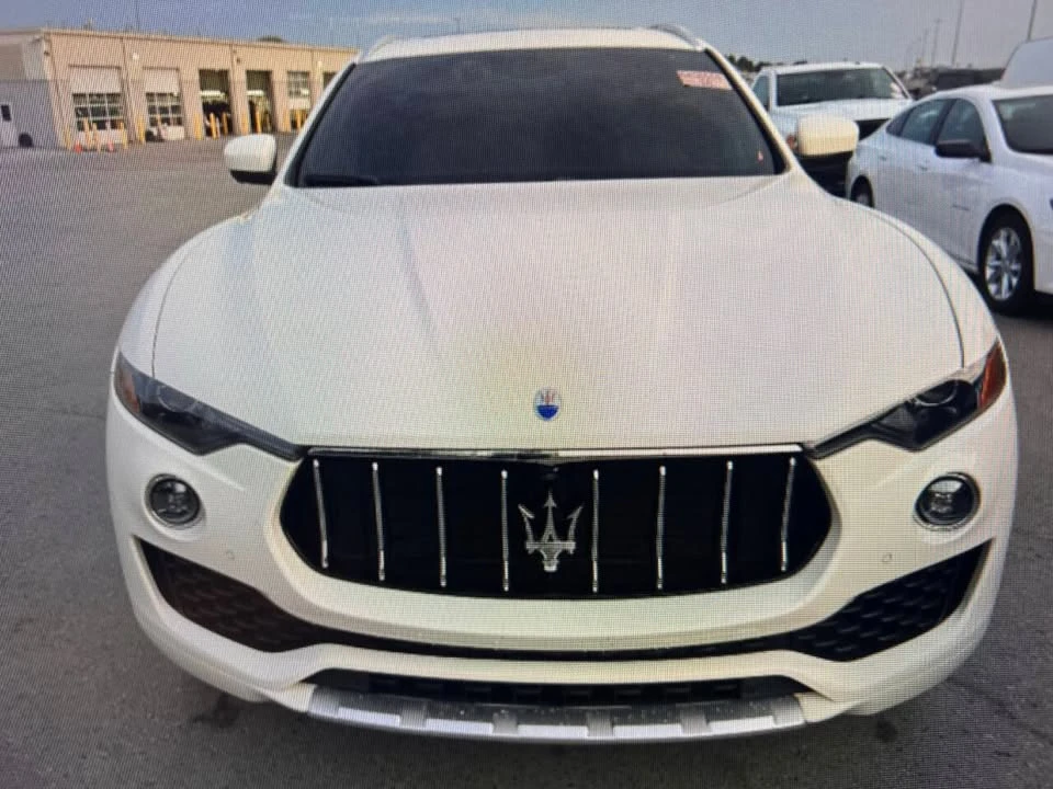 2017 Maserati Levante - Image 4 of 9