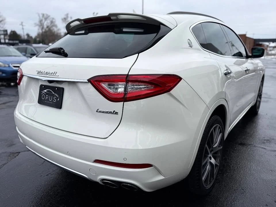 2017 Maserati Levante - Image 5 of 20