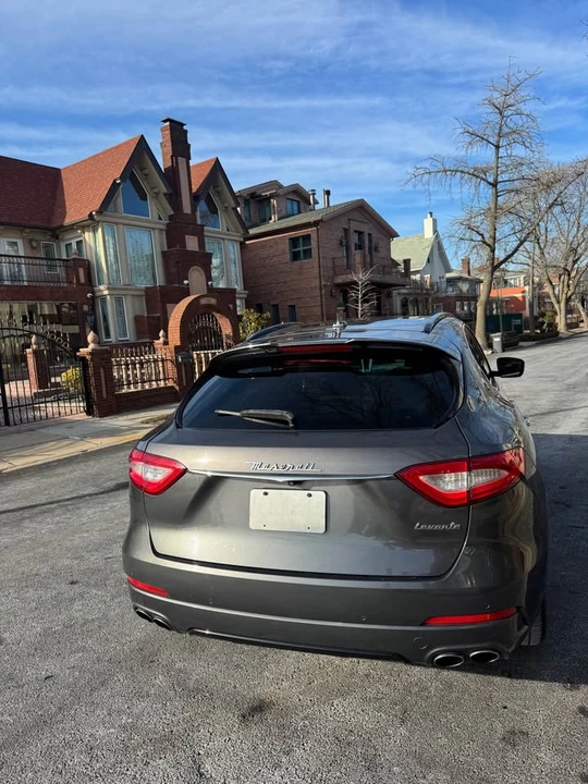 2017 Maserati Levante - Image 8 of 20