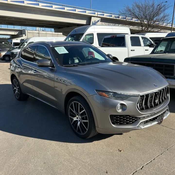 2017 Maserati Levante - Image 3 of 19