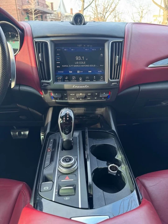 2017 Maserati Levante - Image 13 of 20