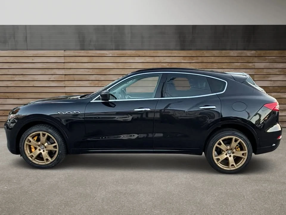 2017 Maserati Levante - Image 8 of 12