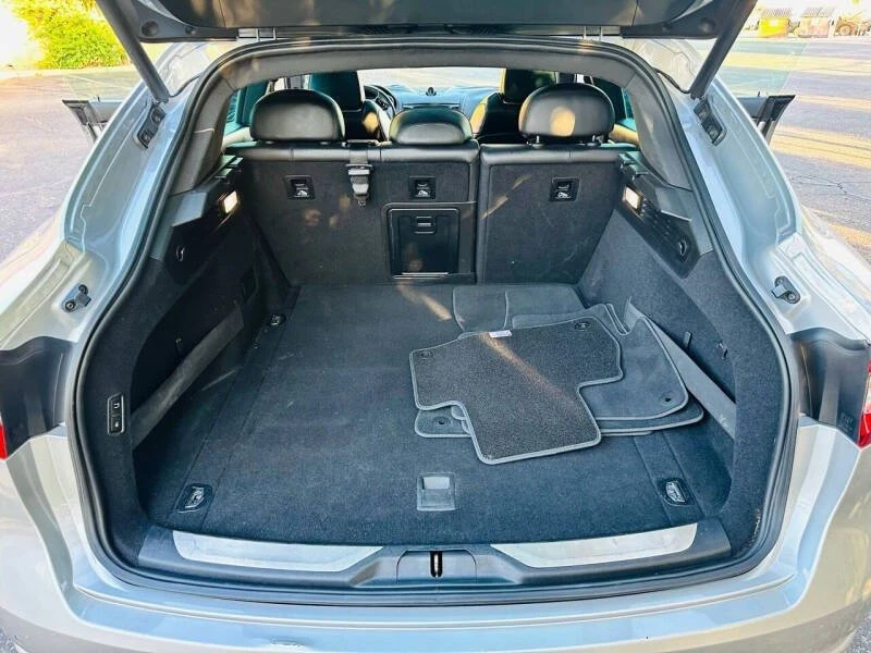 2017 Maserati Levante - Image 4 of 16