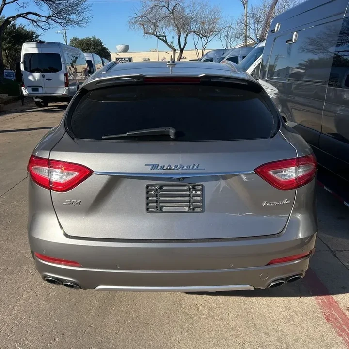 2017 Maserati Levante - Image 11 of 19