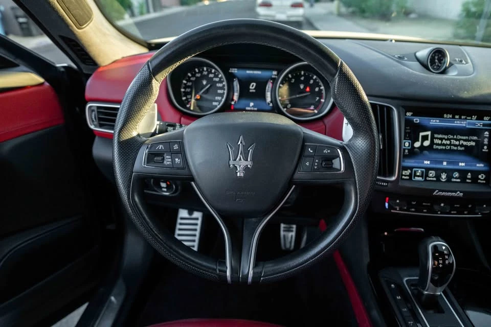 2017 Maserati Levante - Image 11 of 19