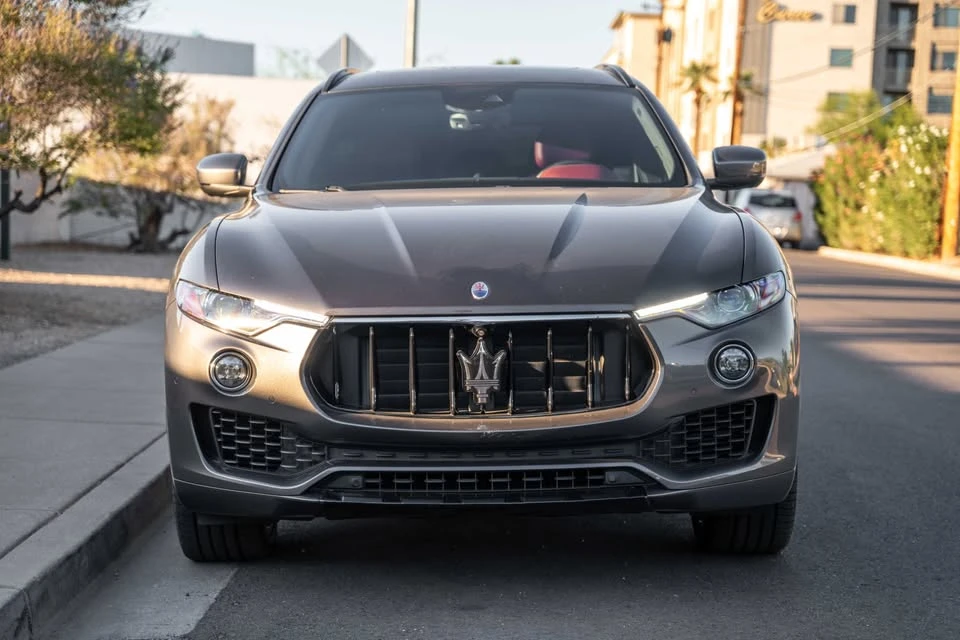 2017 Maserati Levante - Image 8 of 19
