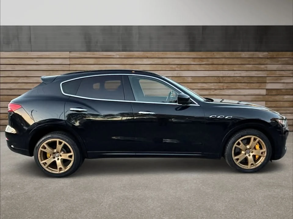 2017 Maserati Levante - Image 4 of 12