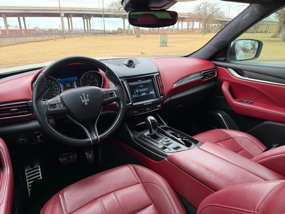 2017 Maserati Levante - Image 8 of 16
