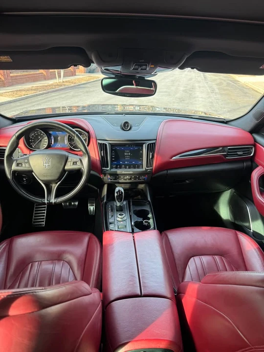 2017 Maserati Levante - Image 12 of 20