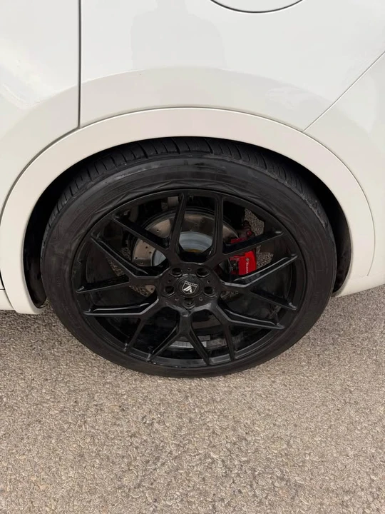 2017 Maserati Levante - Image 11 of 16