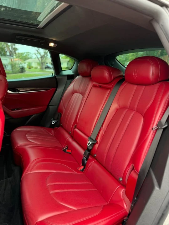 2017 Maserati Levante - Image 8 of 12