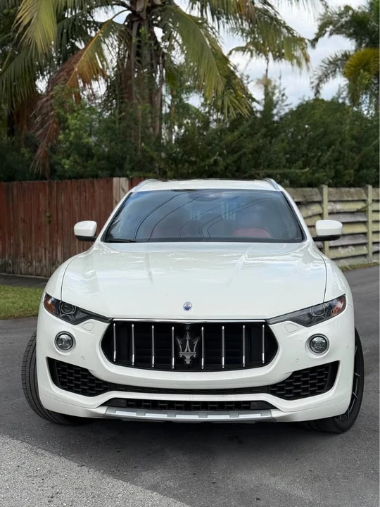 2017 Maserati Levante - Image 2 of 12
