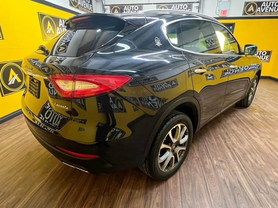 2017 Maserati Levante - Image 7 of 19