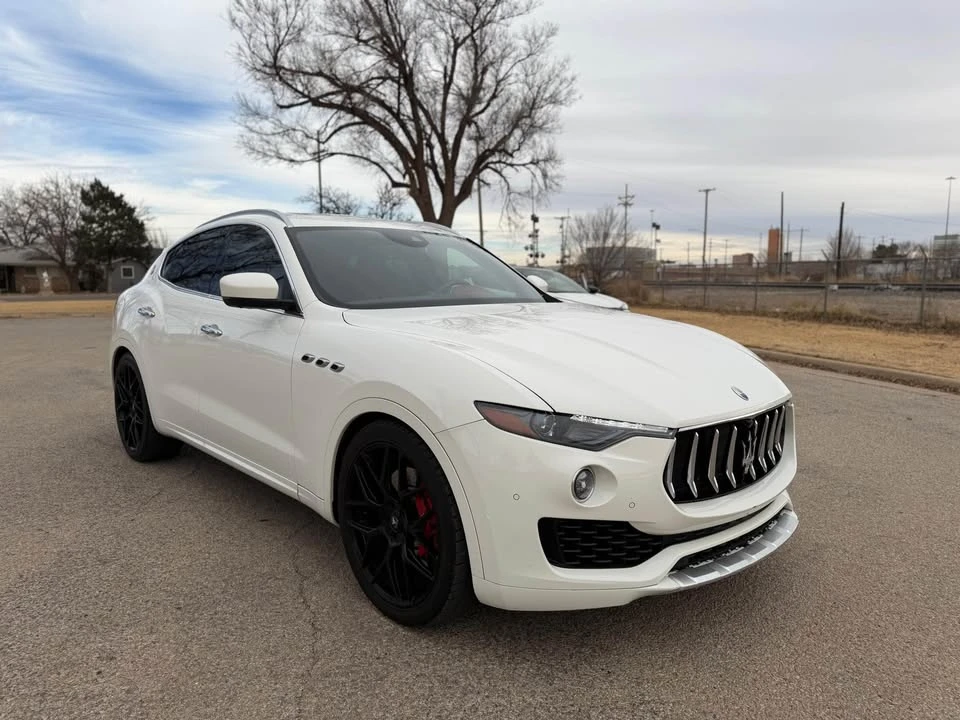 2017 Maserati Levante - Image 3 of 16