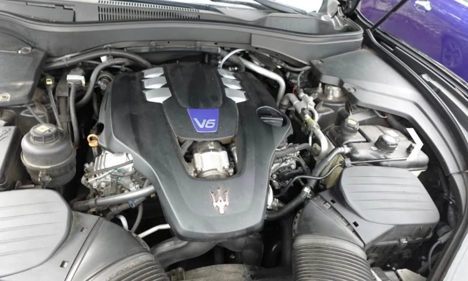 2017 Maserati Levante - Image 4 of 8