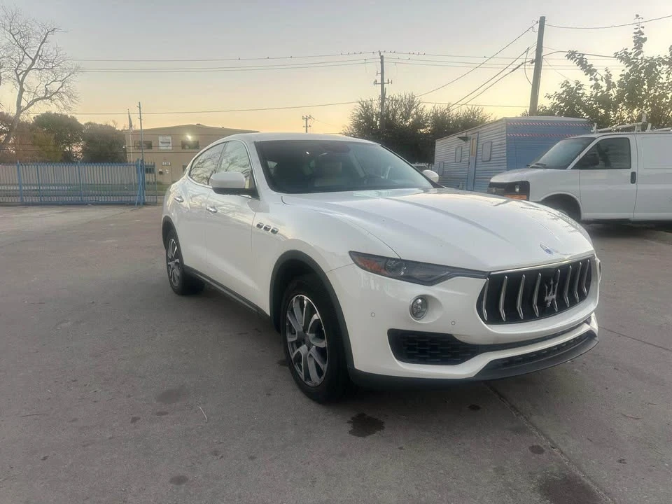 2017 Maserati Levante - Image 2 of 16